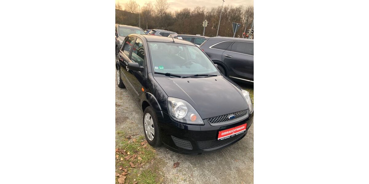 Ford Fiesta 85.000 km 2.850 € Peine 31228