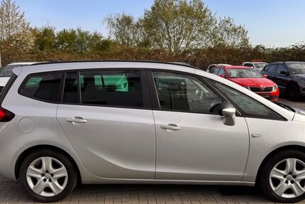 Opel Zafira 209.328 km 7.450 &euro; Salzgitter-Lebenstedt 38226