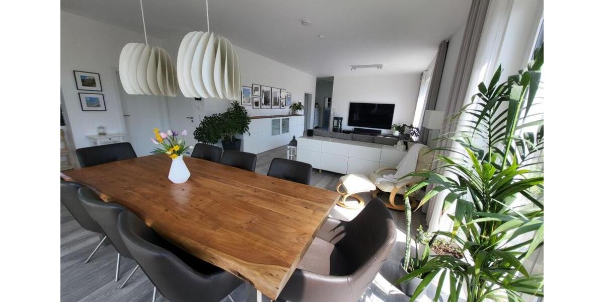 Exklusive Penthouse Wohnung - 180m² - Ruhige Lage - Dachterrasse 5 zimmer