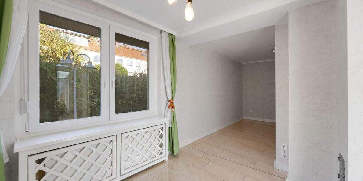 PROVISIONSFREI | Endhaus mit großem Garten in Top Lage - sofort bezugsfrei! 7 zimmer