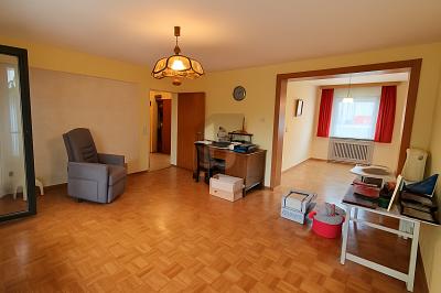 EIN ZUHAUSE, DAS PLATZ FÜR DIE GANZE FAMILIE BIETET 6 zimmer