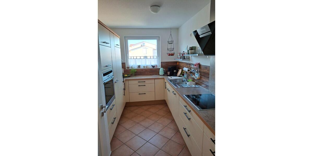 Etagenwohnung Braunschweig Wabe-Schunter-Beberbach - 3 Zimmer, 106 m&sup2;, 330.000&euro; | Angebot:27197579