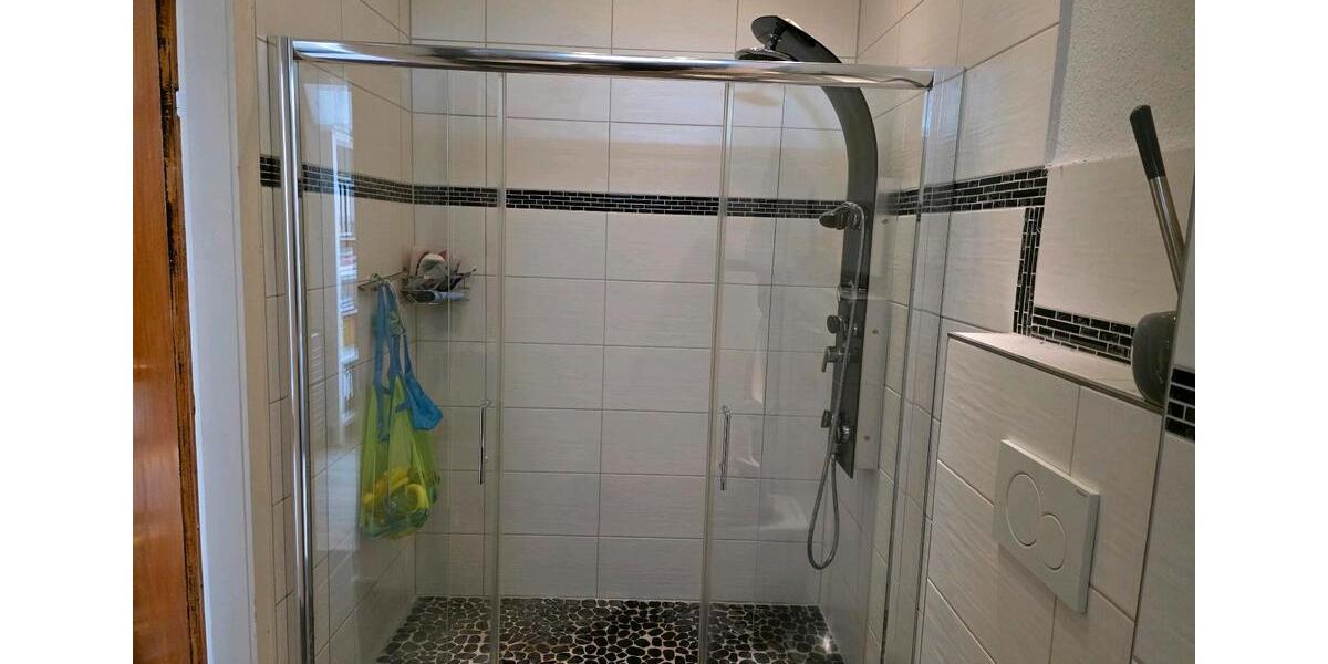 3-Zimmer-Wohnung mit Garten und Garage 3 zimmer