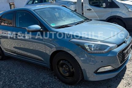 Hyundai i20 133.000 km 6.799 &euro; Braunschweig 38118