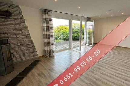 Renovierte, einzugsbereite Eigentumswohnung mit 124 m², Kamin, Einbauküche, mehreren Terrassen & Garage