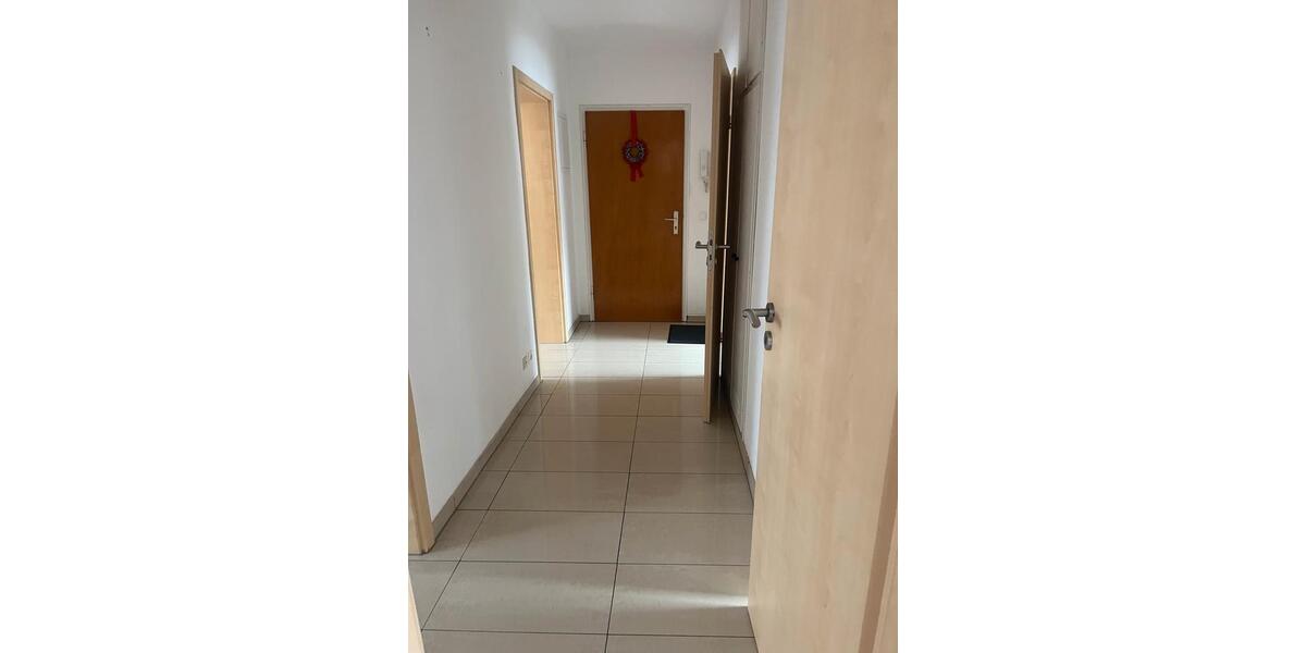 Sonnige, kernsanierte 3-Zimmer-Wohnung mit Balkon am See 3 zimmer