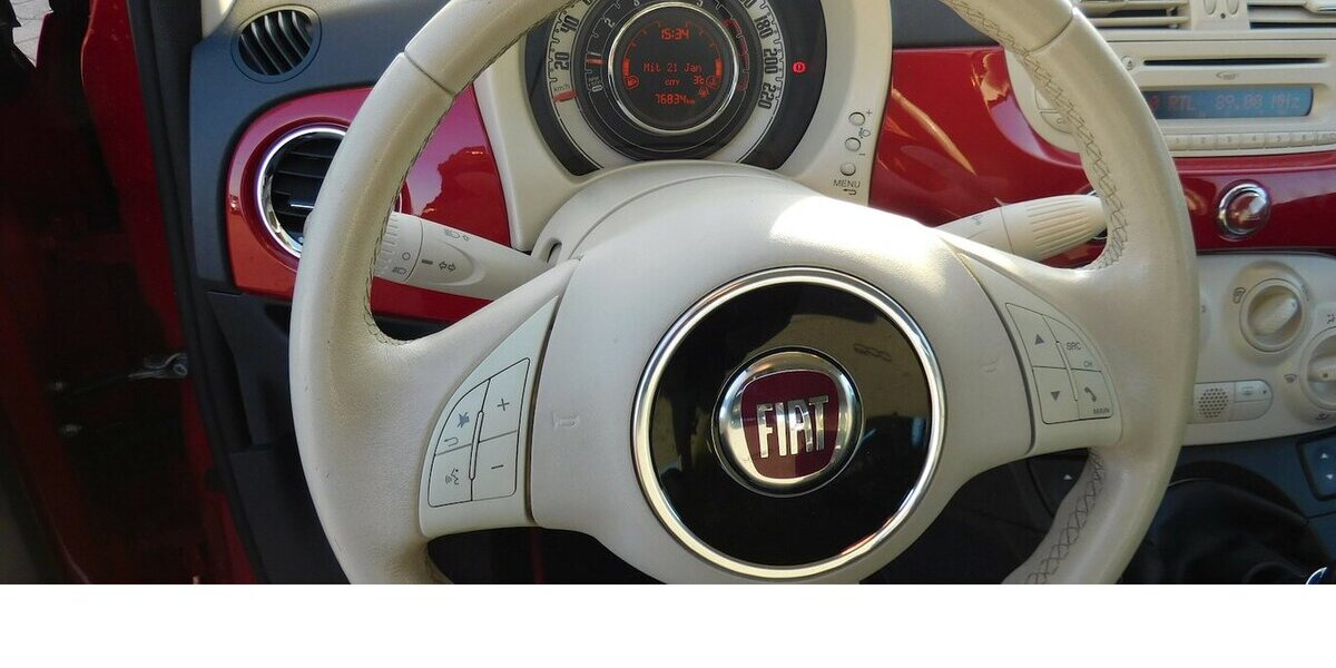 Fiat 500 1.0 Lounge Radio CD 4 Trg Klima Sonnendach 76.800 km 7.390 &euro; Vordorf 38533
