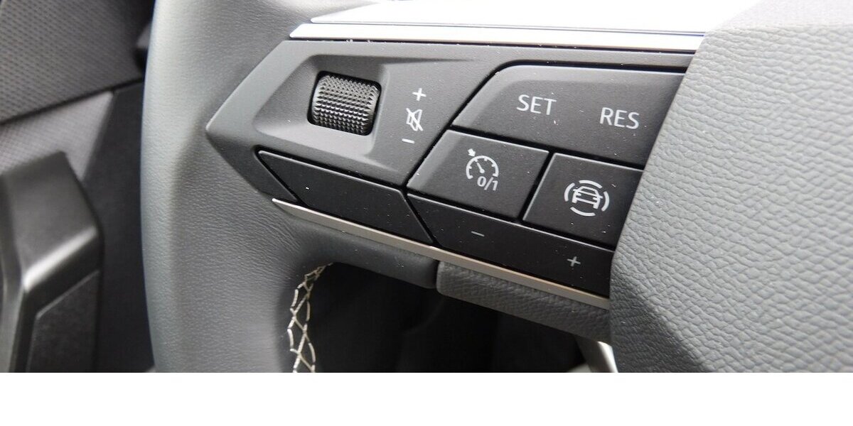 Seat Leon 1.0 Style TSI BMT LED Klima Navi 16.600 km 17.990 &euro; Vordorf 38533