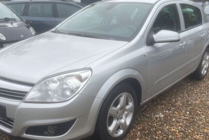 Opel Astra 163.000 km 4.900 € Braunschweig 38120