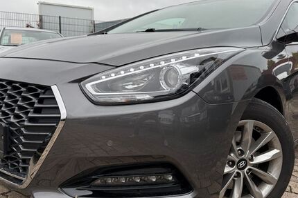 Hyundai i40 140.000 km 10.990 &euro; Hildesheim 31137