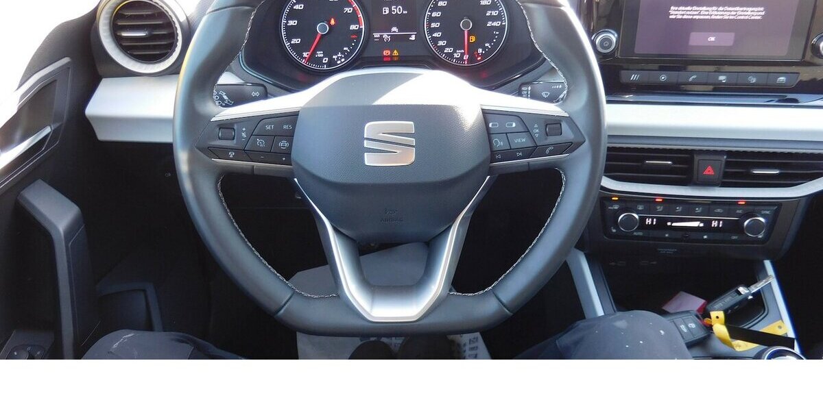 Seat Arona 1.0 Style TSI BMT Klima Navi LED Alu 31.900 km 16.990 &euro; Vordorf 38533