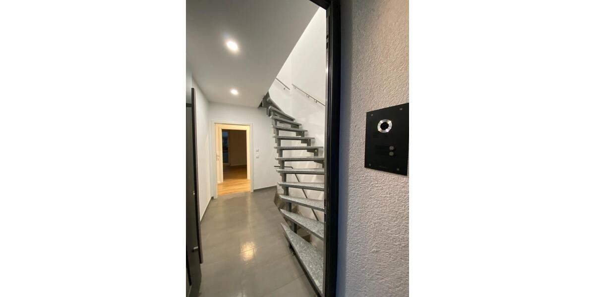 Maisonettenwohnung Braunschweig Heidberg-Melverode - 5 Zimmer, 130 m&sup2;, 1.560&euro; | Angebot:26395933