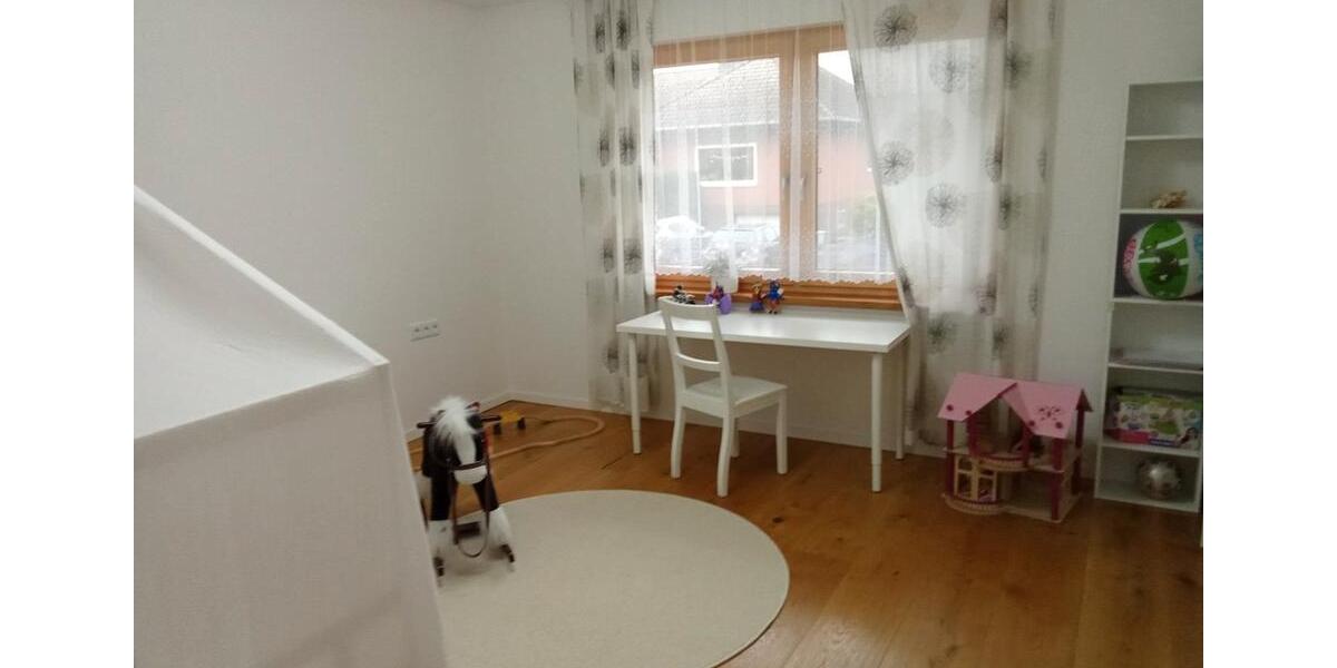 Einfamilienhaus Burgdorf - 8 Zimmer, 225 m&sup2;, 540.000&euro; | Angebot:26903267