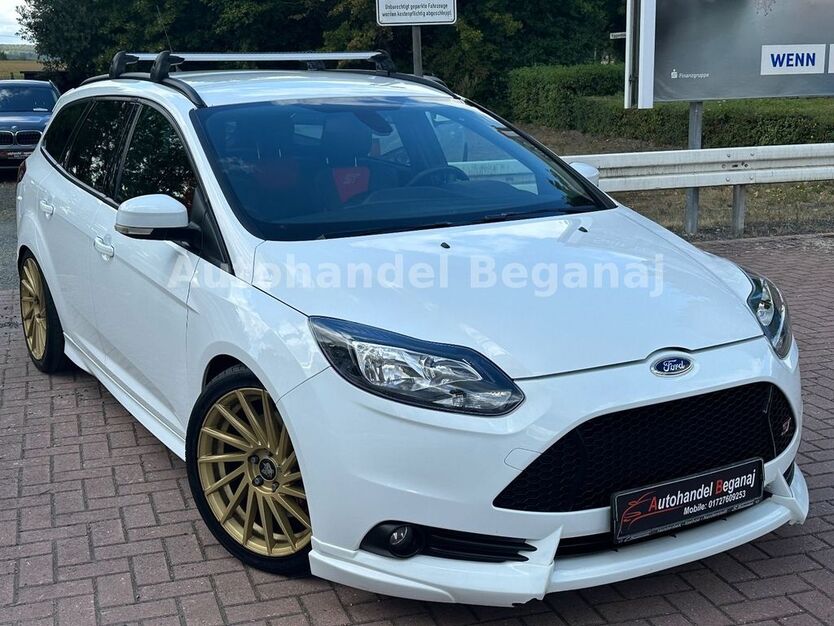 Ford Focus 220.000 km 6.999 € Lamspringe 31195