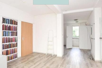 Volkmarode: 60 m² Büro-Praxisfläche mit eigenem Eingang, Teeküche und Nebenräumen...