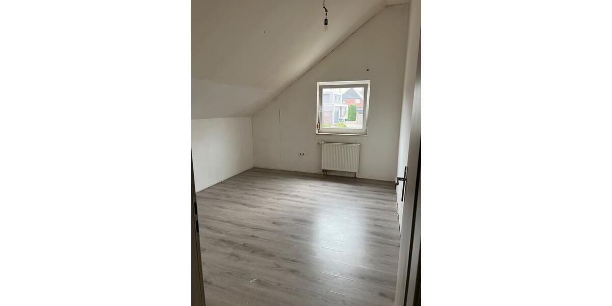 Einfamilienhaus Salzgitter Ortschaft Nord - 4 Zimmer, 129 m&sup2;, 340.000&euro; | Angebot:27217626