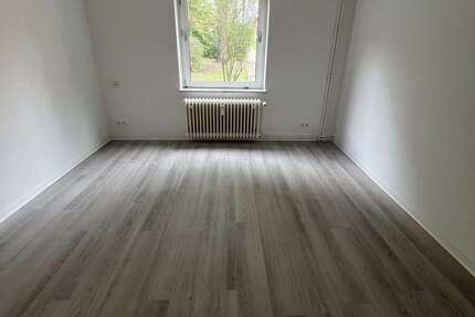 Wohnung Salzgitter Ortschaft Südost - 4 Zimmer, 66 m&sup2;, 420&euro; | Angebot:27451863