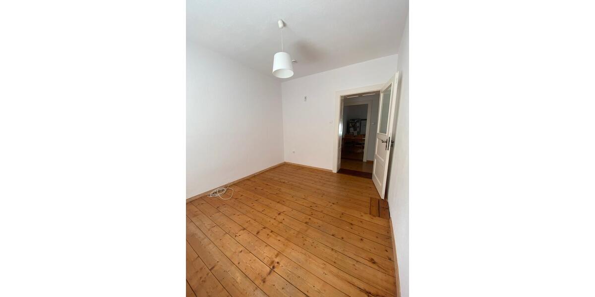Hochparterre Hildesheim Oststadt/Stadtfeld - 4 Zimmer, 92 m&sup2;, 249.000&euro; | Angebot:26765444