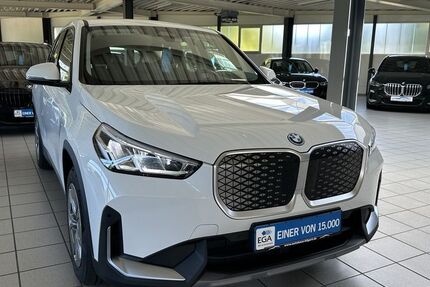 BMW iX1 19.784 km 37.130 &euro; Salzgitter 38228