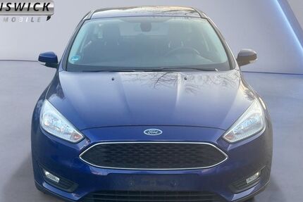 Ford Focus 243.000 km 4.550 &euro; Braunschweig 38122