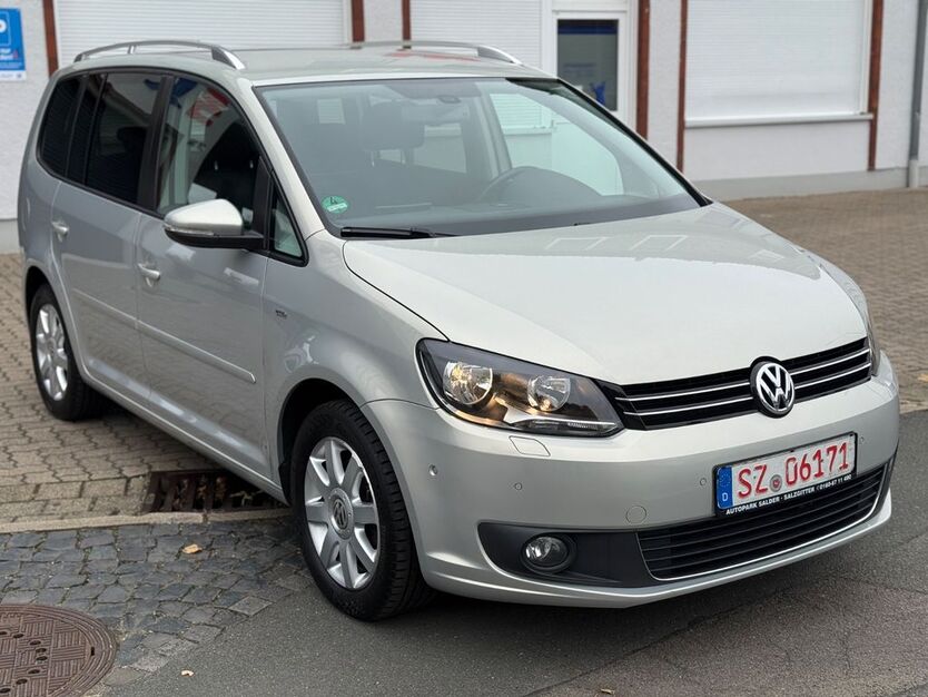 VW Touran 82.900 km 13.900 € Salzgitter 38229