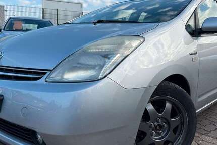 Toyota Prius 261.000 km 4.990 € Hildesheim 31137