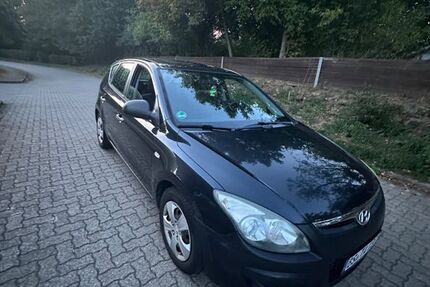 Hyundai i30 212.000 km 2.000 € Braunschweig 38102