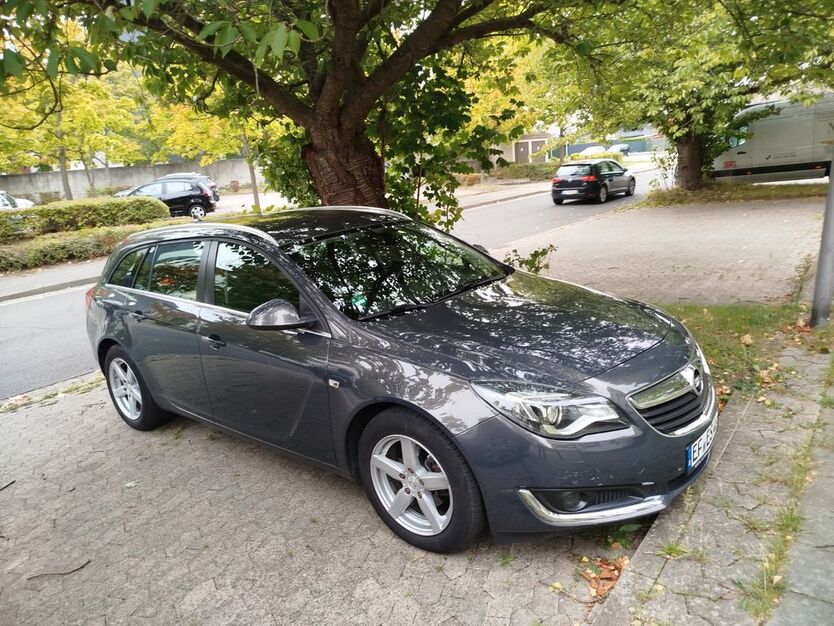 Opel Insignia 236.000 km 5.100 € Ilsede 38297