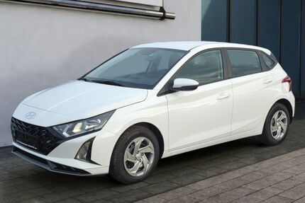 Hyundai i20 9.175 km 17.450 &euro; Salzgitter 38229
