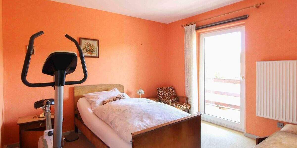 Handwerker aufgepasst. Reihenmittelhaus mit Blick aufs Feld in Bodenburg 5 zimmer