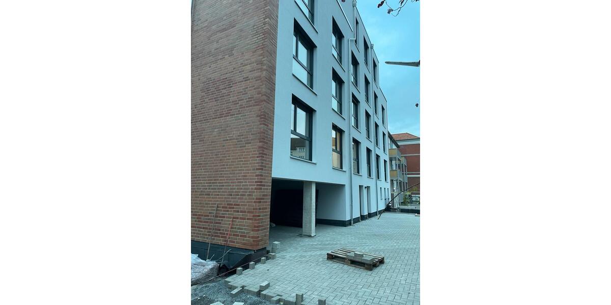 Modernes und vollmöbliertes WG-Zimmer im Erstbezug einer 4-Zimmer Wohnung 1 zimmer