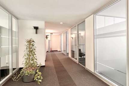 Büro in Frankfurt 3.600 € 197.56 m²