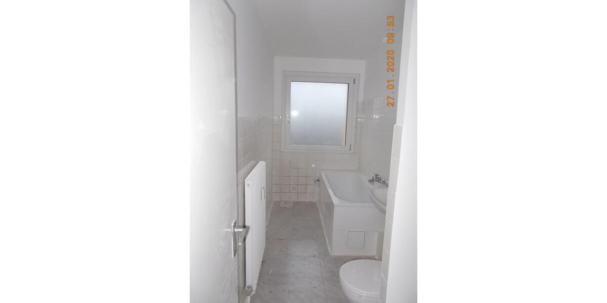 Familienfreundlich wohnen: 3 Zimmer | ca. 73,3 m² | 3. OG mit Balkon in Salzgitter-Fredenberg zimmer