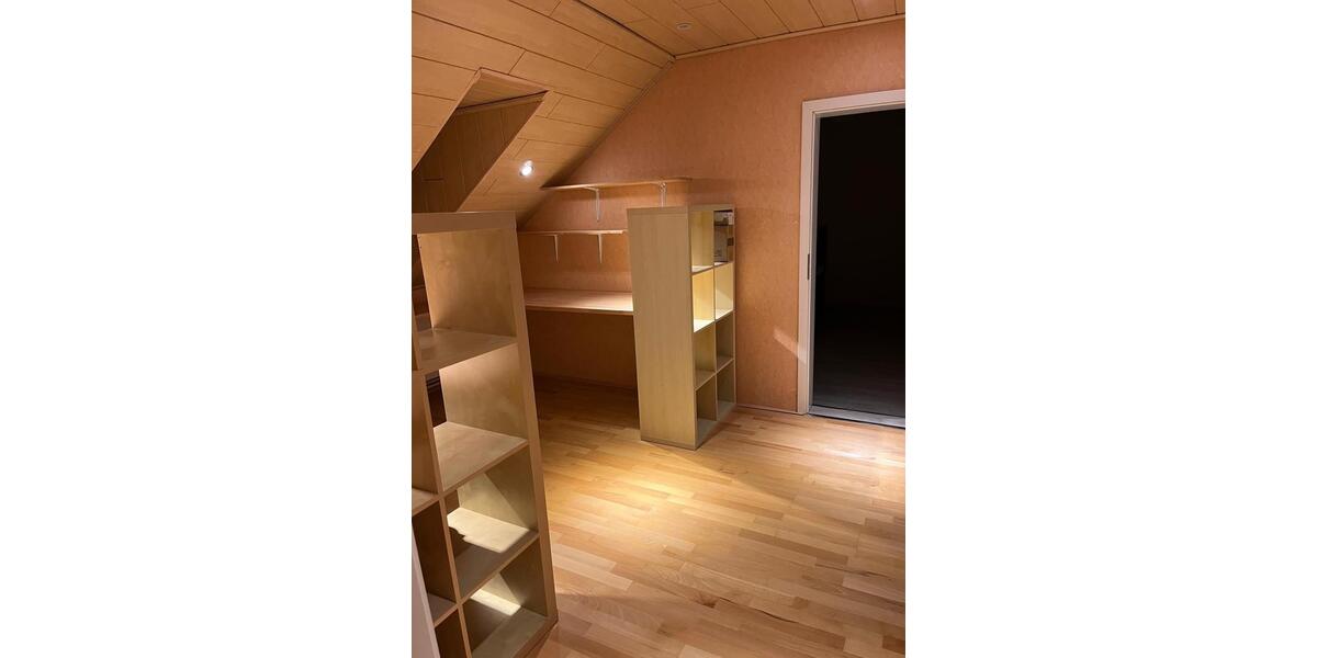 Dachgeschoßwohnung Goslar Immenrode - 4 Zimmer, 80 m&sup2;, 750&euro; | Angebot:26277732