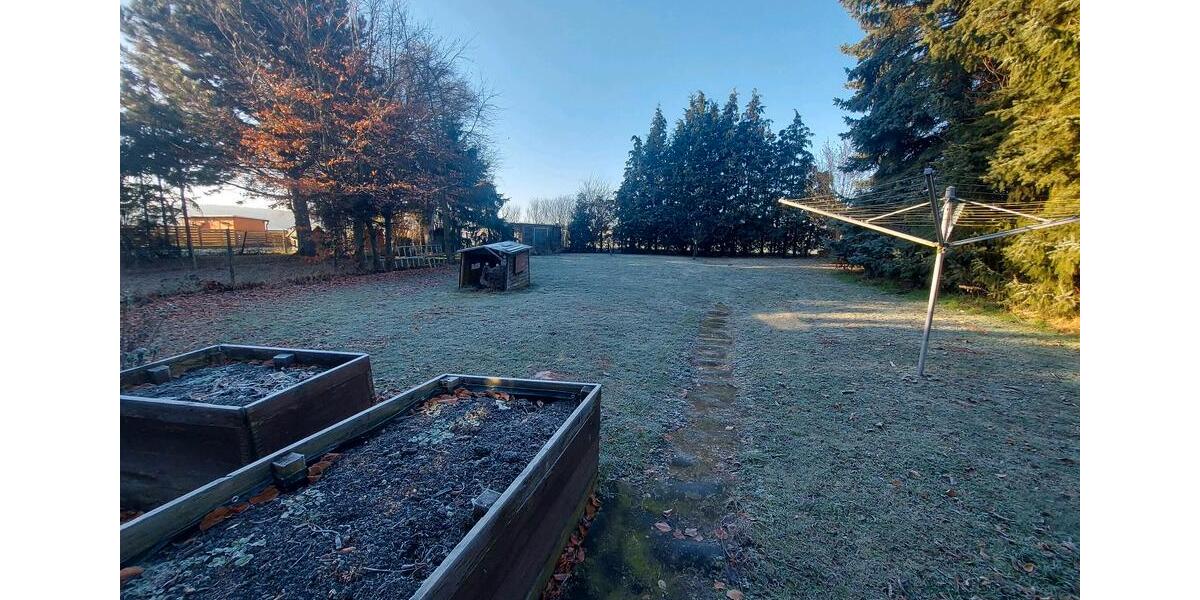 Einfamilienhaus Salzgitter Ortschaft Südost - 7 Zimmer, 180 m&sup2;, 135.000&euro; | Angebot:26635177