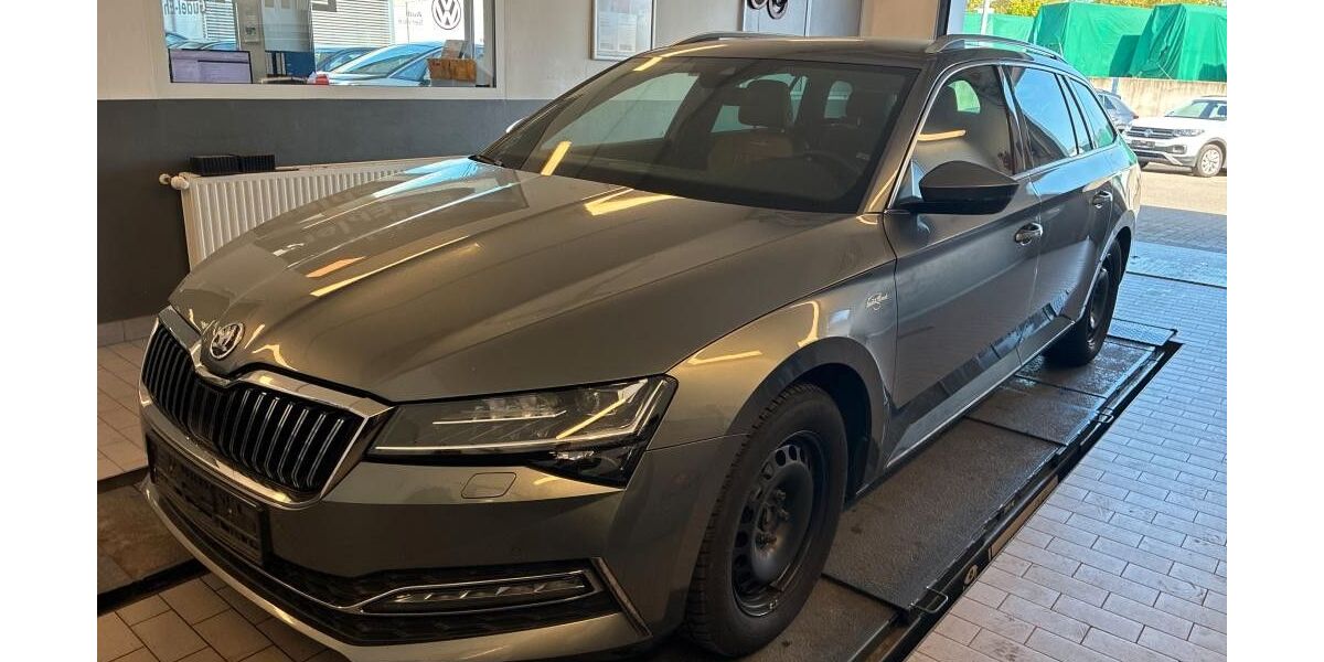 Skoda Superb 108.000 km 24.990 &euro; Peine 31228