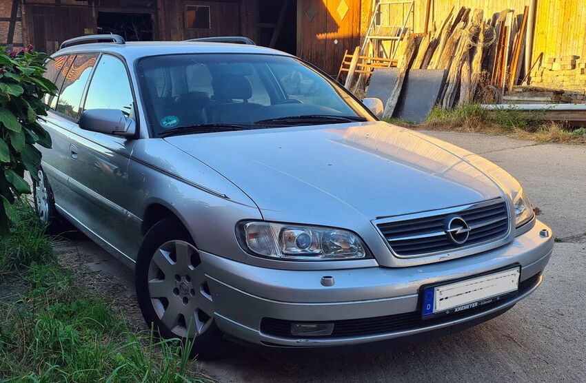 Opel Omega 218.157 km 4.500 € Hohenhameln 31249