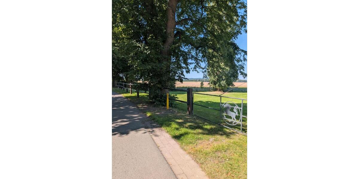 Wunderschönes Grundstück zwei Häuser Stall Scheune Nebengebäude 44 zimmer