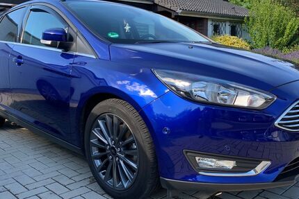 Ford Focus 62.000 km 11.000 € Diekholzen 31199