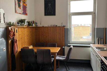 Wohnung Braunschweig Östliches Ringgebiet - 4 Zimmer, 150 m&sup2;, 412&euro; | Angebot:25080267