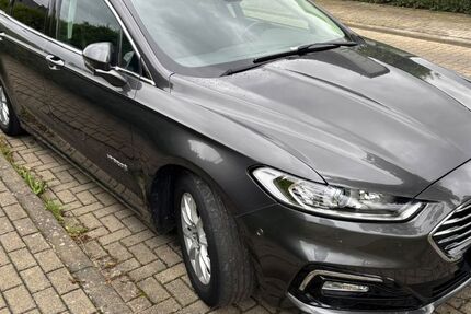 Ford Mondeo 74.000 km 18.600 &euro; Salzgitter 38259