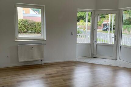 Wunderschöne Erdgeschosswohnung mit Balkon! 4 zimmer