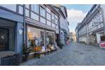 Stilvoll modernisiertes Zweifamilien-Fachwerkhaus mit Gewerbeeinheit im Herzen der Goslarer Altstadt 9 zimmer
