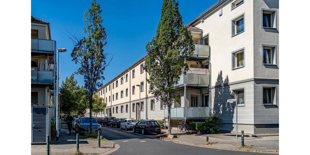 SEMMELHAACK: Erstbezug! Sanierte 4-Zimmer Wohnung mit Balkon! 4 zimmer