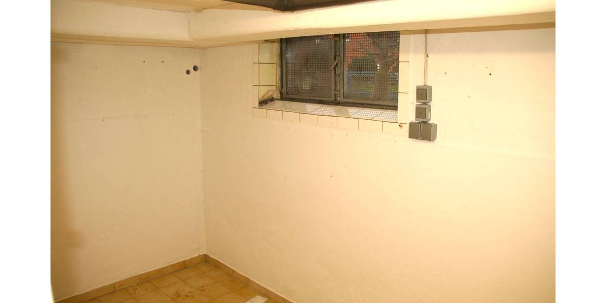 Mehrfamilienhaus, Wohnhaus Bad Salzdethfurt ST Östrum Detfurth - 6 Zimmer, 135 m&sup2;, 209.000&euro; | Angebot:26026932