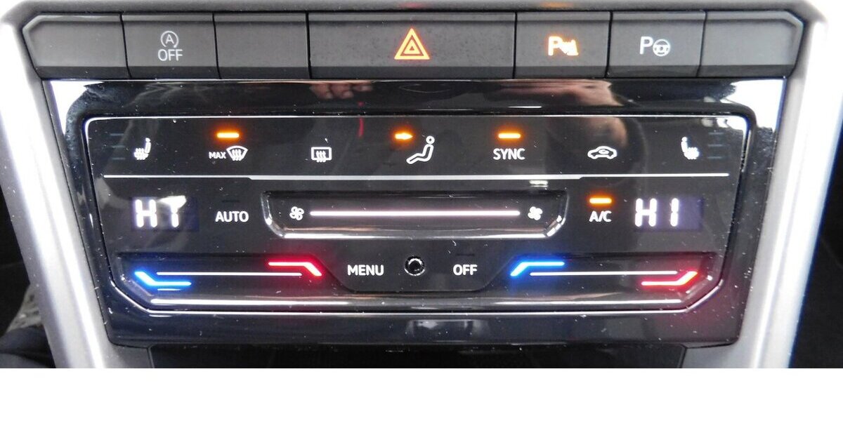 VW T-Roc 1.5 Life TSI BMT DSG Navi Klima Alu 35.700 km 23.990 &euro; Vordorf 38533