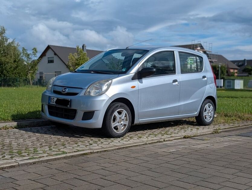 Daihatsu Cuore 104.000 km 1.799 € Braunschweig 38126