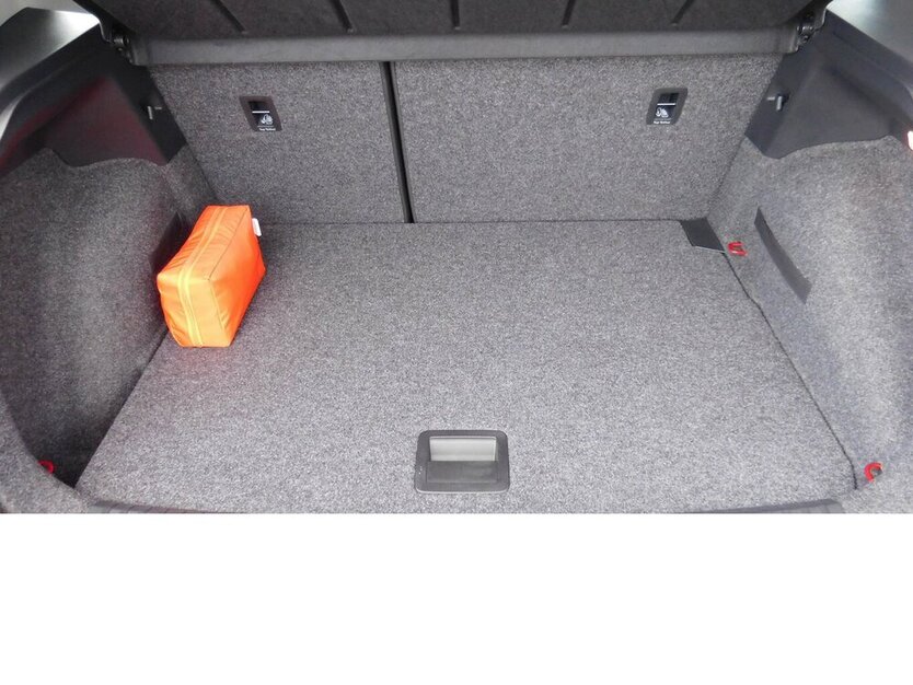 Seat Arona 1.0 Style TSI BMT Radio Klima Alu 28.400 km 15.990 € Vordorf 38533