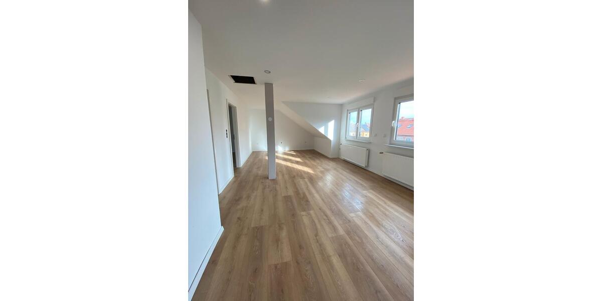 Maisonettenwohnung Braunschweig Heidberg-Melverode - 5 Zimmer, 130 m&sup2;, 1.560&euro; | Angebot:26395933
