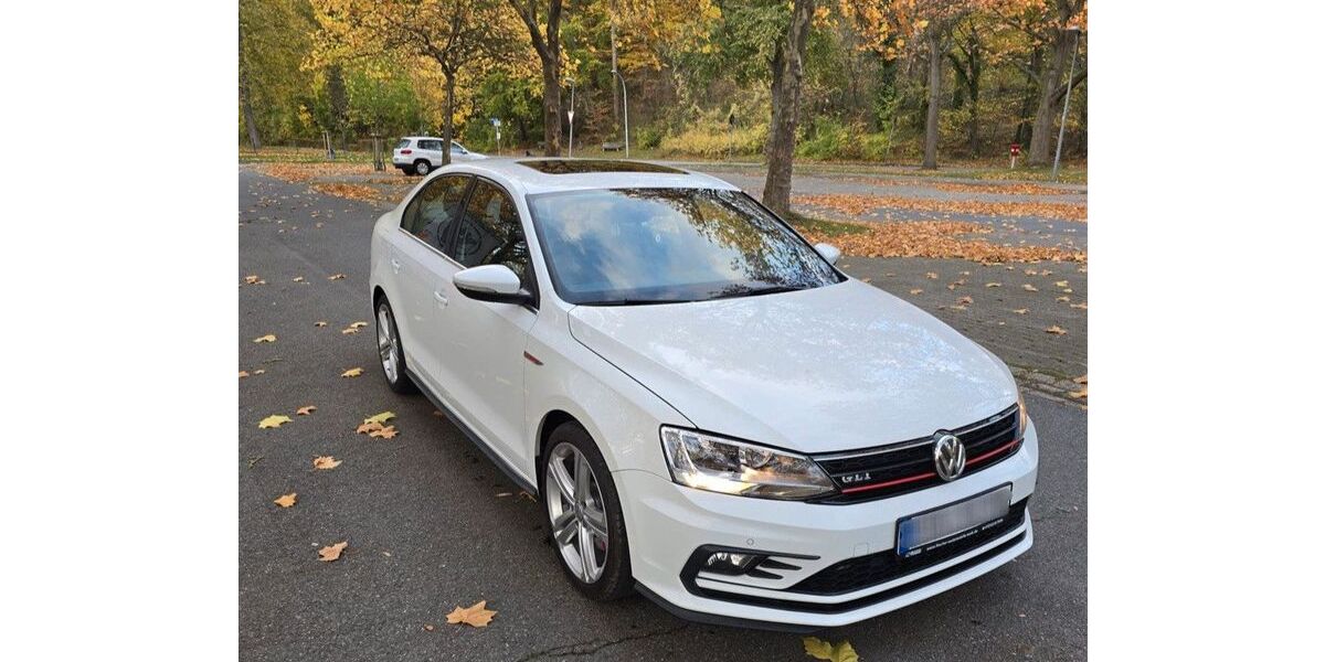 VW Jetta 36.910 km 16.500 € Braunschweig 38100